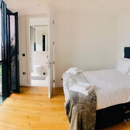 Luxury 2 Bedroom Apartment 20 Min From Central לונדון מראה חיצוני תמונה
