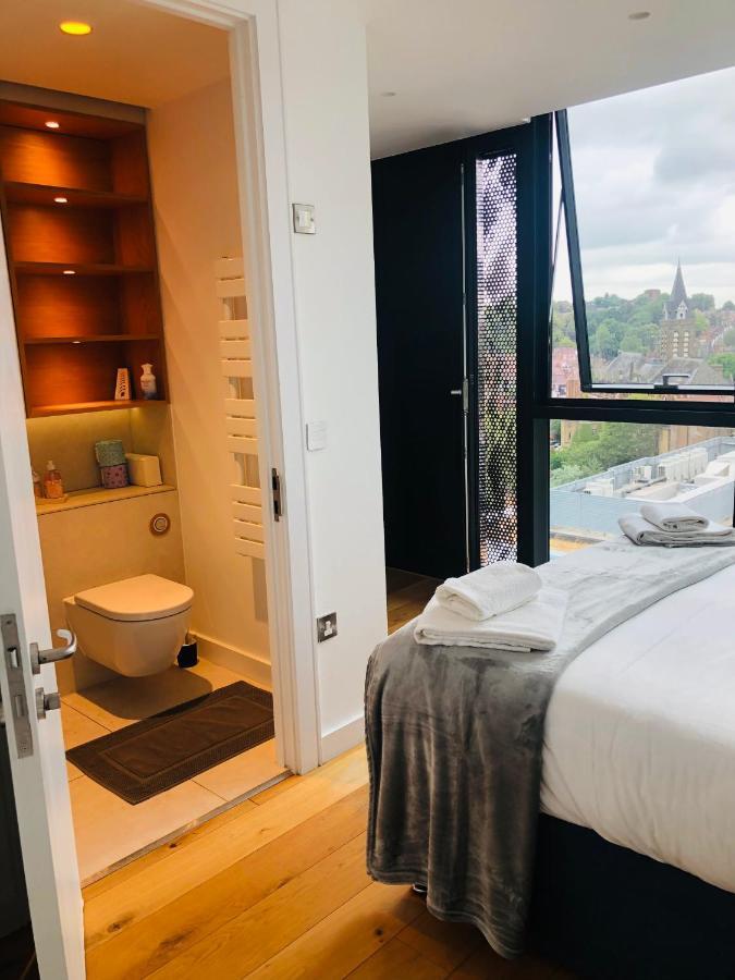 Luxury 2 Bedroom Apartment 20 Min From Central לונדון מראה חיצוני תמונה