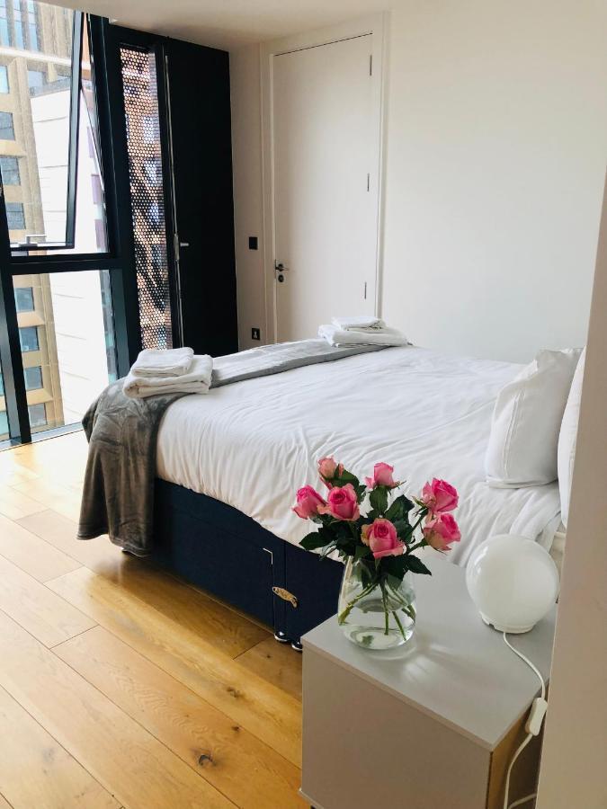 Luxury 2 Bedroom Apartment 20 Min From Central לונדון מראה חיצוני תמונה